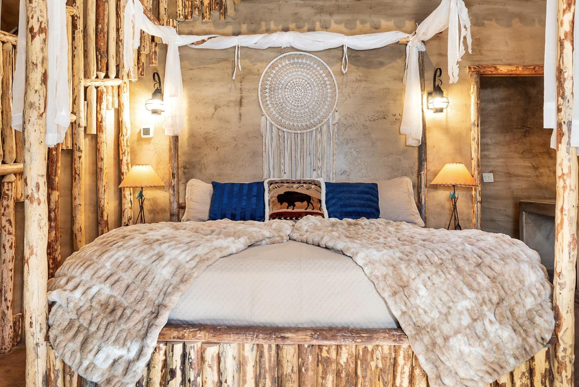 Zion White Bison Glamping & Rv Resort Virgin Exterior photo