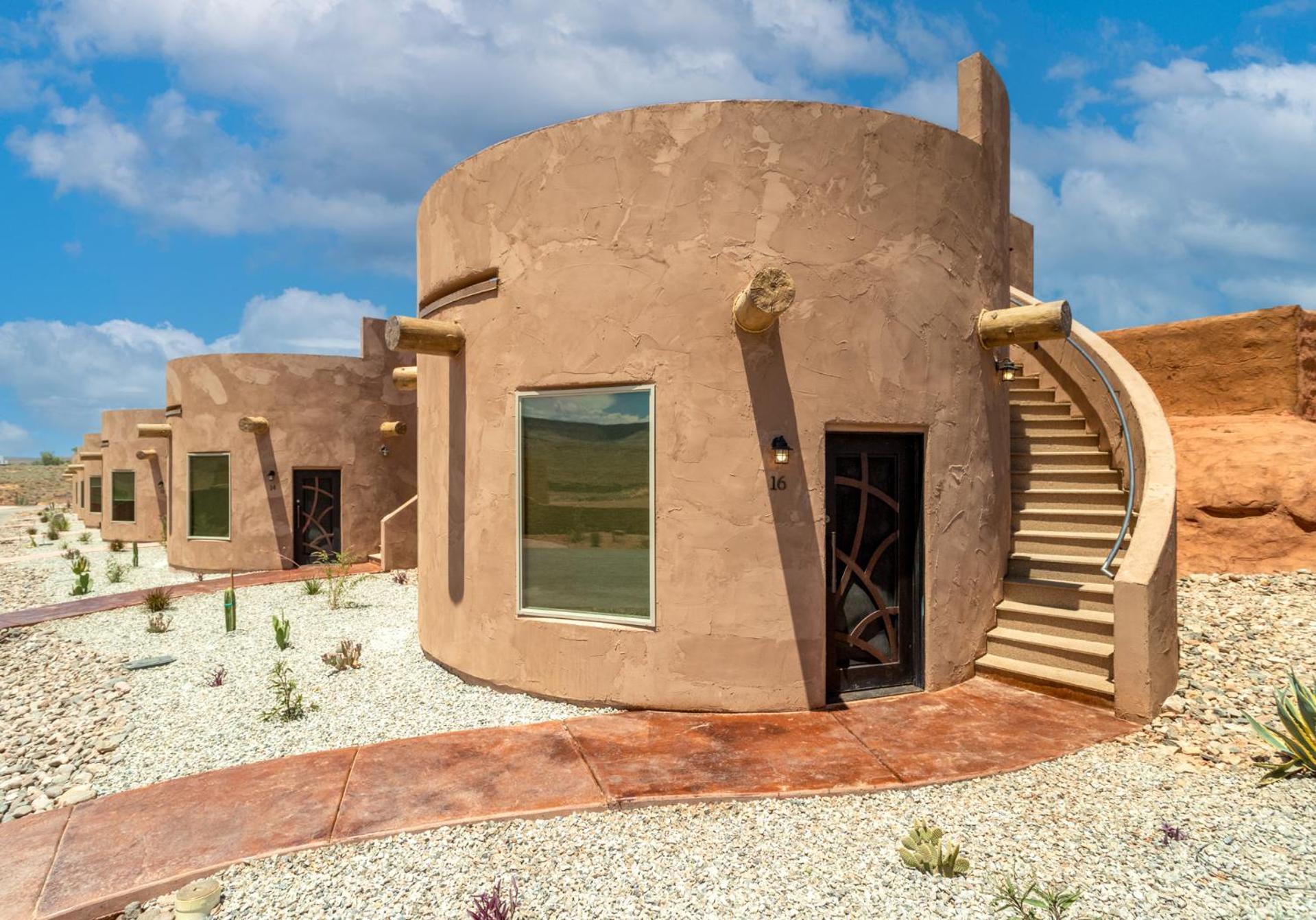 Zion White Bison Glamping & Rv Resort Virgin Exterior photo